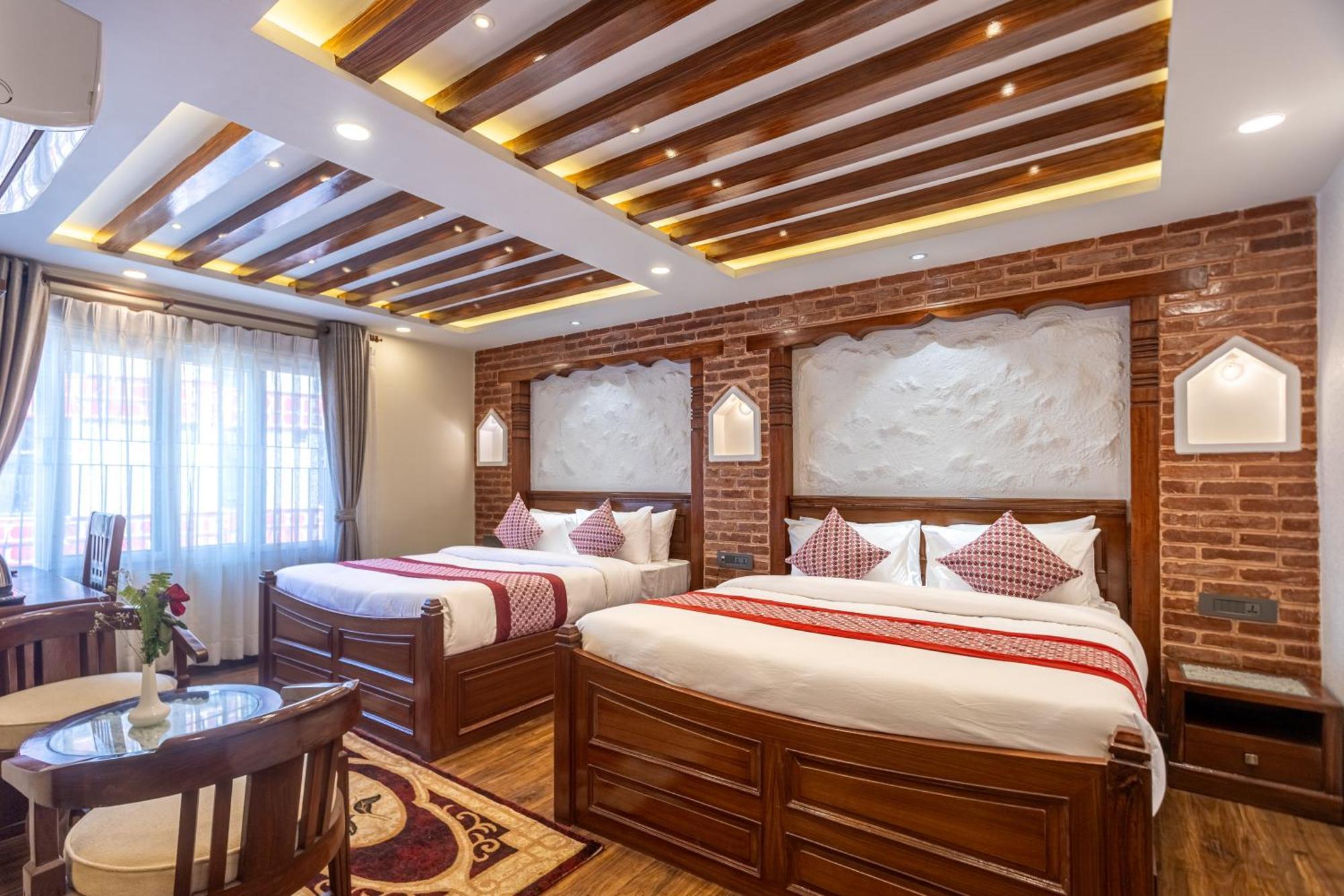 Amarawati Boutique Hotel Катманду Экстерьер фото