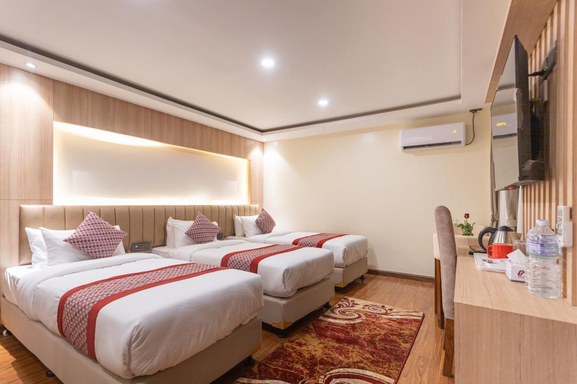 Amarawati Boutique Hotel Катманду Экстерьер фото