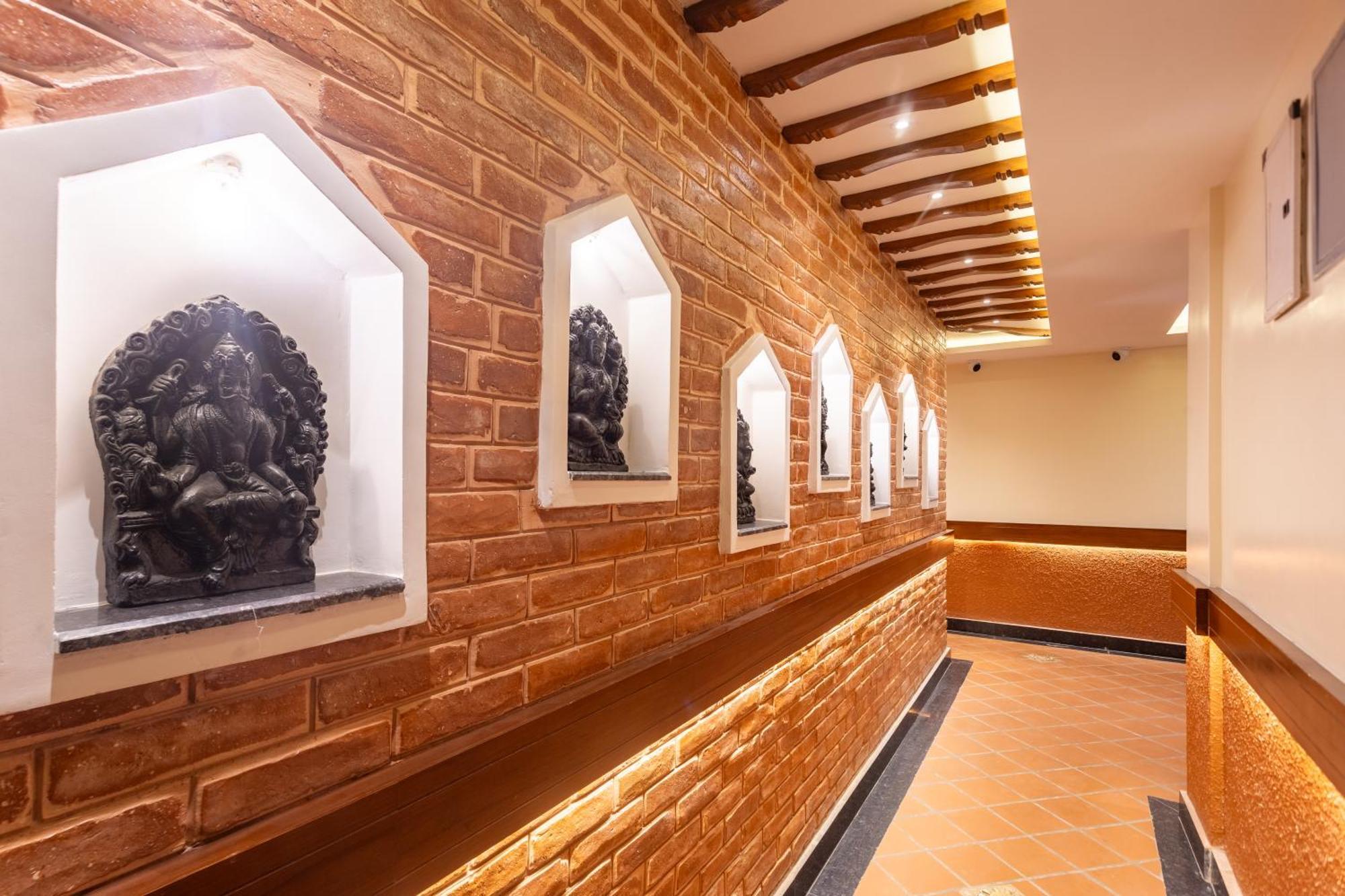 Amarawati Boutique Hotel Катманду Экстерьер фото