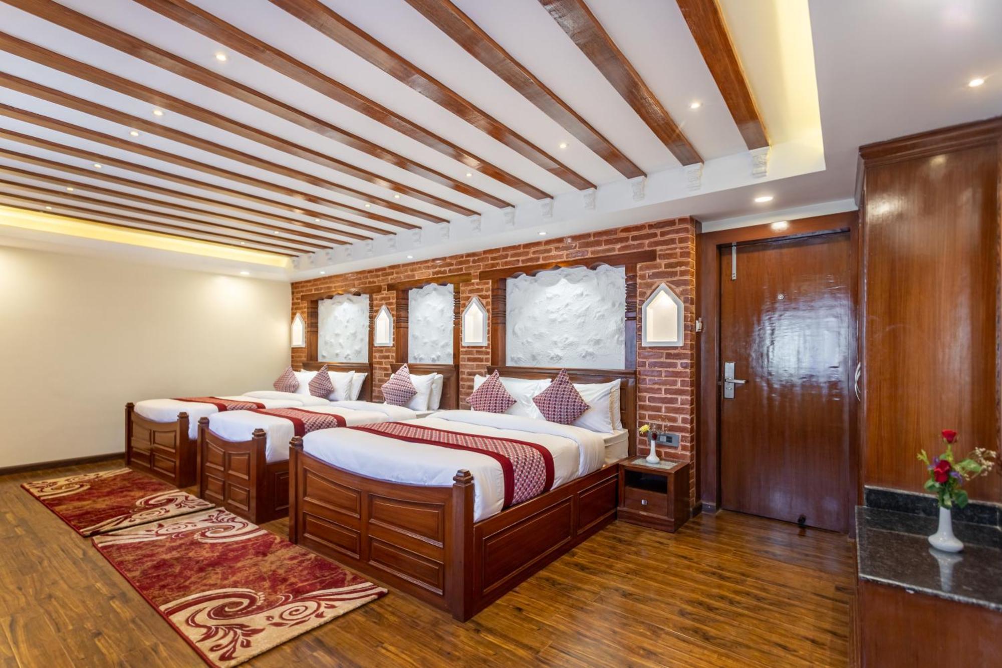 Amarawati Boutique Hotel Катманду Экстерьер фото