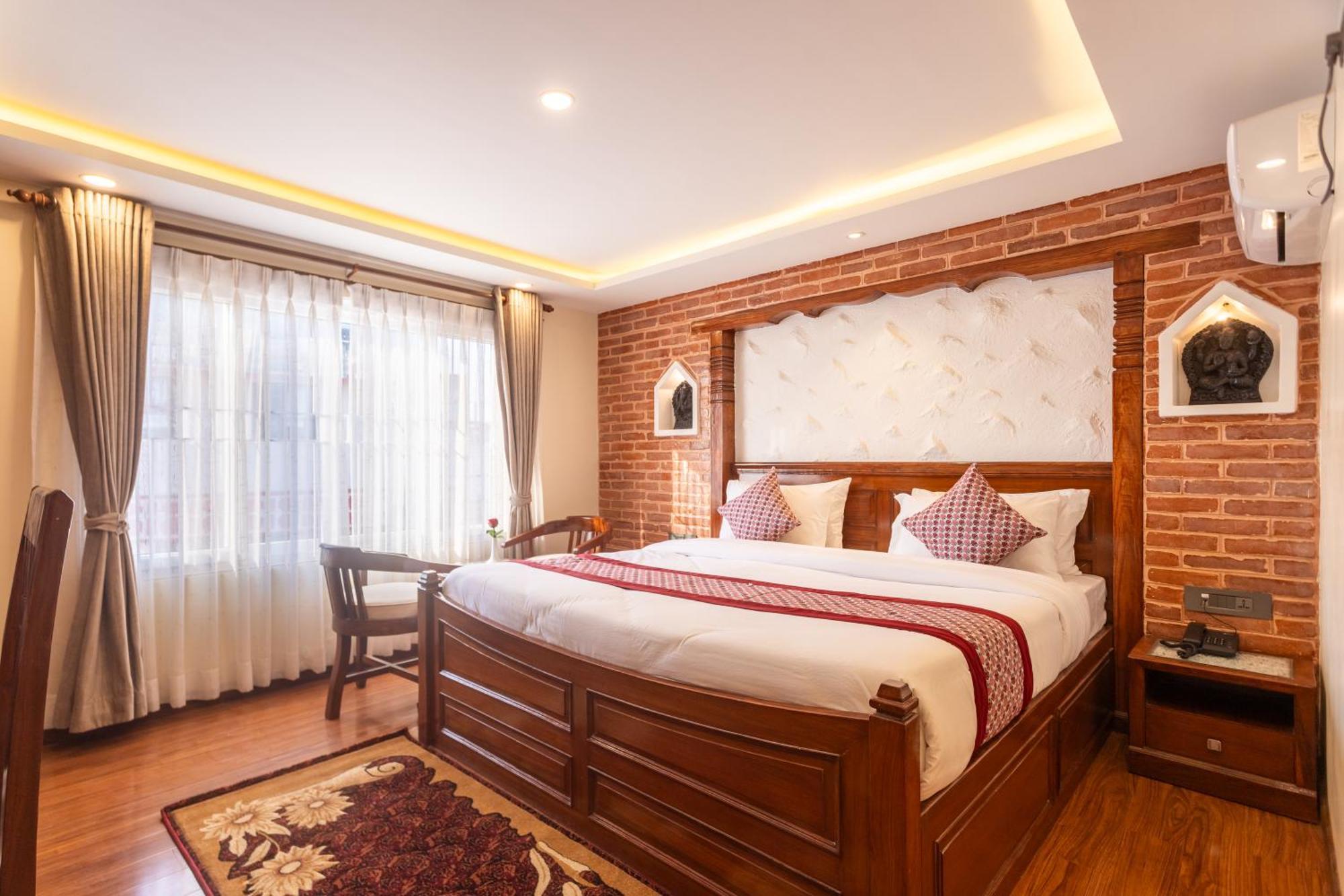 Amarawati Boutique Hotel Катманду Экстерьер фото