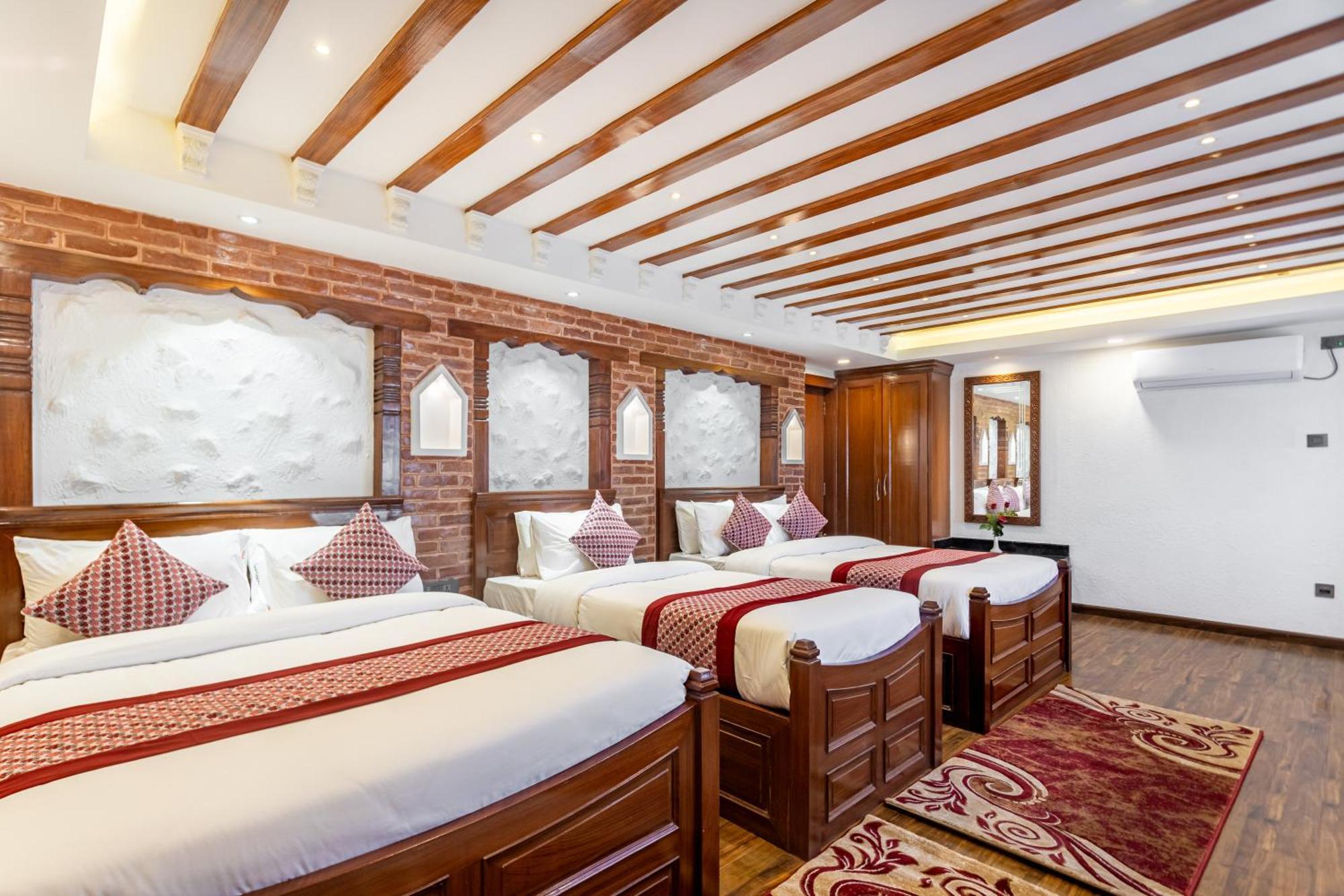Amarawati Boutique Hotel Катманду Экстерьер фото