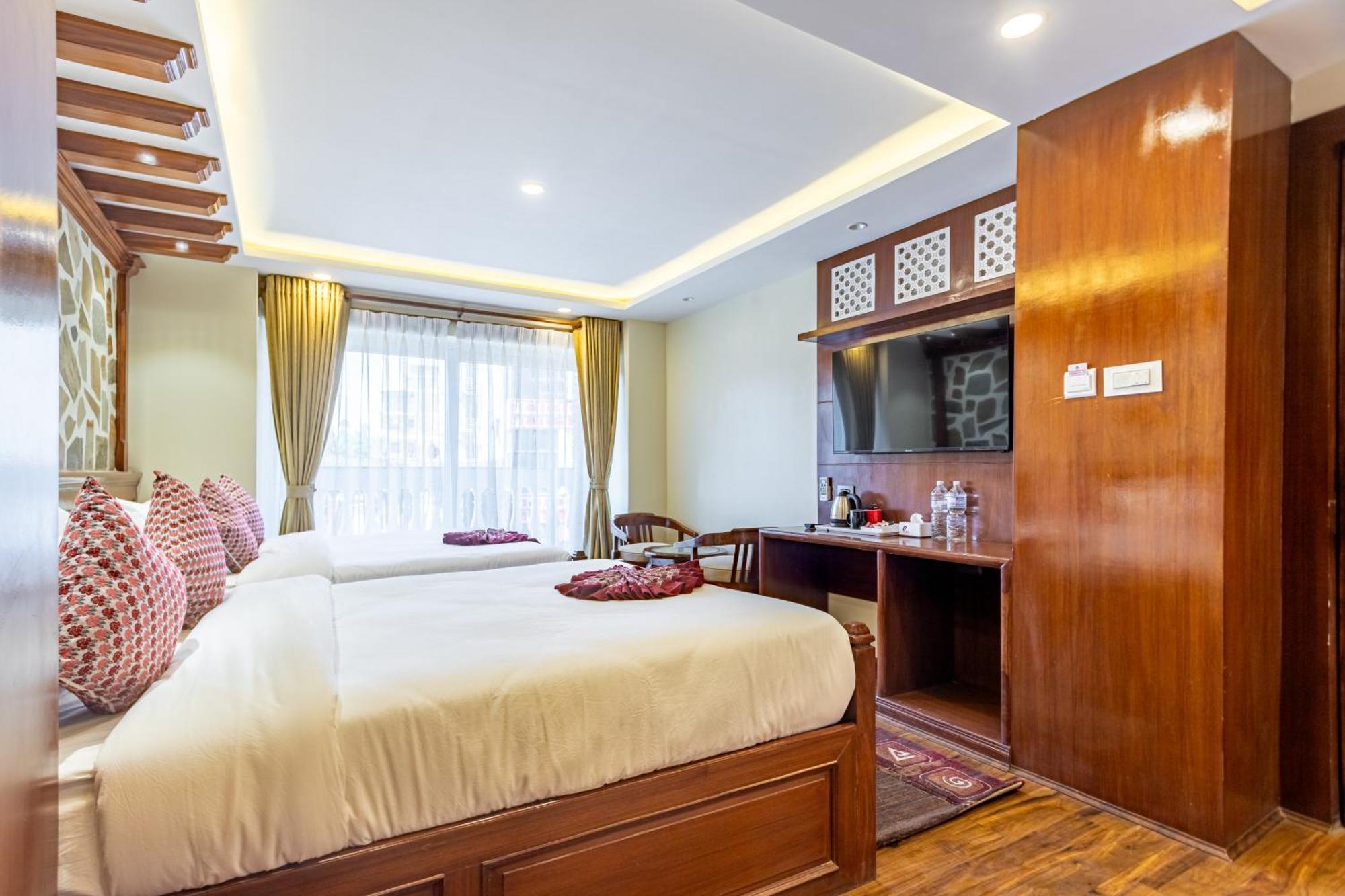 Amarawati Boutique Hotel Катманду Экстерьер фото