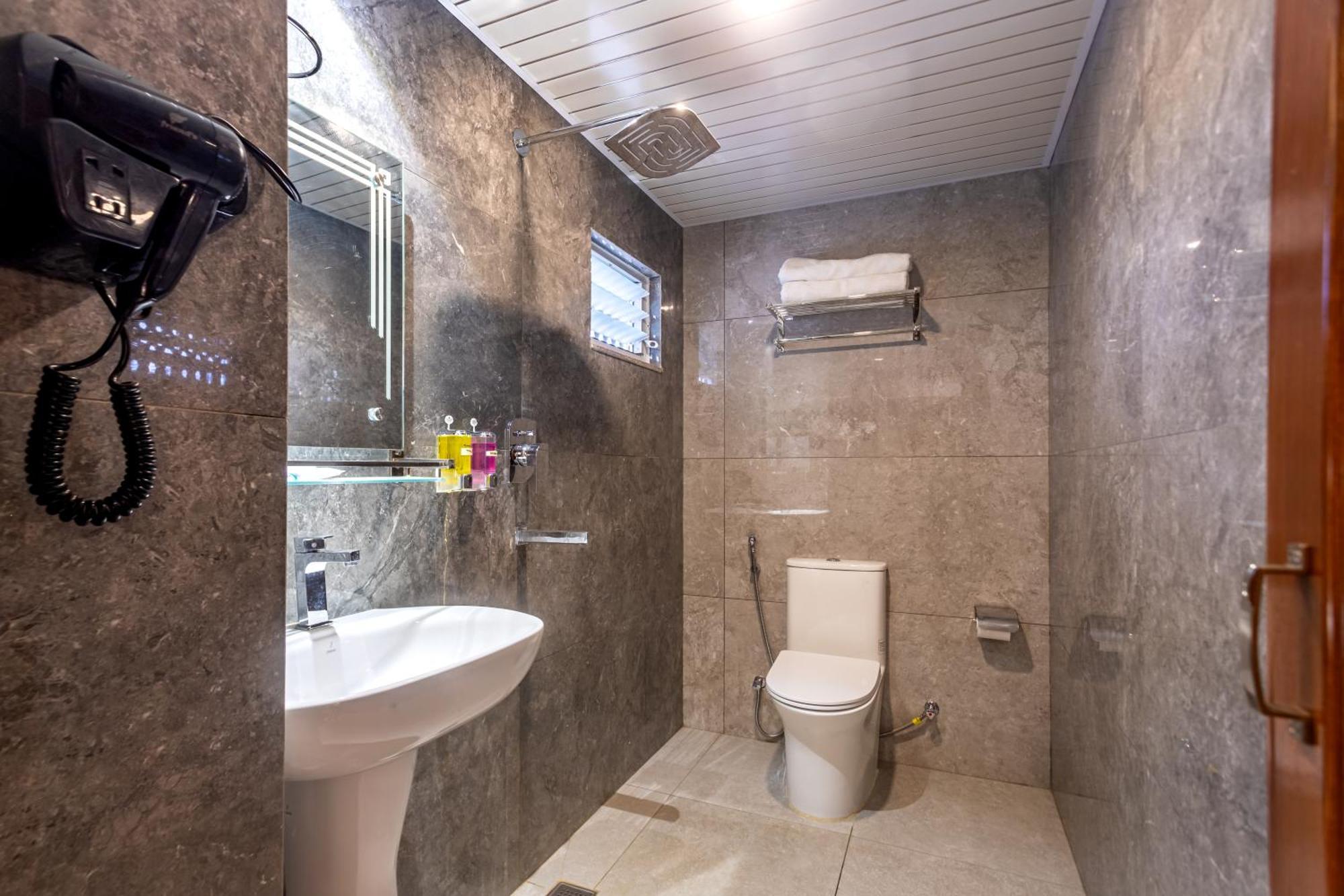 Amarawati Boutique Hotel Катманду Экстерьер фото