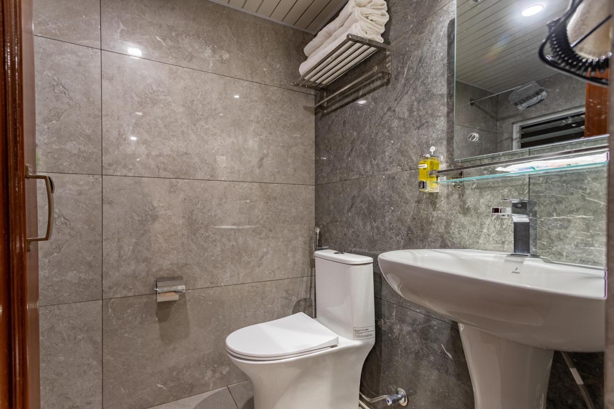 Amarawati Boutique Hotel Катманду Экстерьер фото